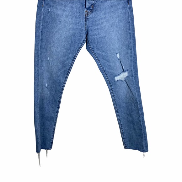 Levis Wedgie Skinny Medium Wash Distressed Jeans - Picture 5 of 8